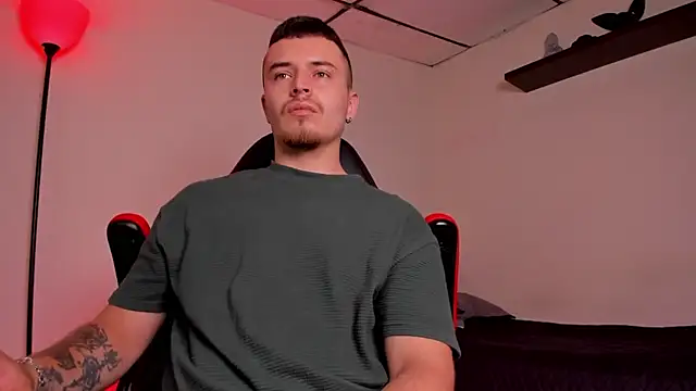 Snapshot of james_connor2 chatting on 30, 10, 2025 james connor2 online show from 30, 10, 2025