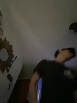 Snapshot of latino1986 chatting on 22, 2, 2025 latino1986 online show from 22, 2, 2025