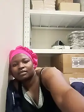 Snapshot of Yours_faithfully1 chatting on 5, 11, 2025 Yours faithfully1 online show from 5, 11, 2025