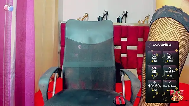 Snapshot of dirtycock2002 chatting on 12, 12, 2024 dirtycock2002 online show from 12, 12, 2024