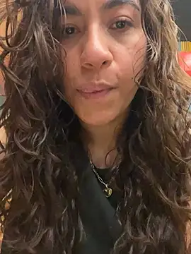 Snapshot of ValeriEvan chatting on 8, 3, 2025 ValeriEvan online show from 8, 3, 2025