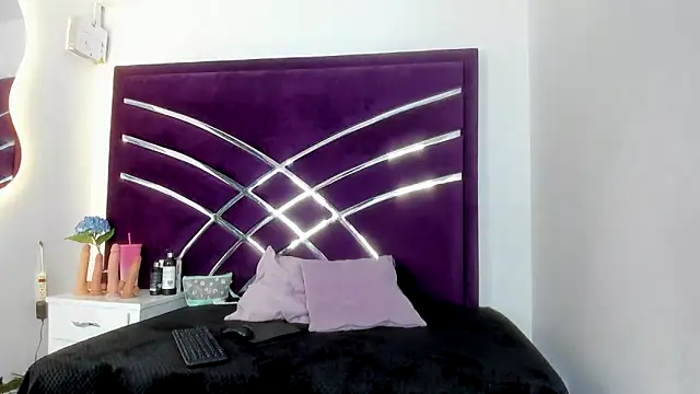 Snapshot of MaiteHT chatting on 9, 1, 2025 MaiteHT online show from 9, 1, 2025