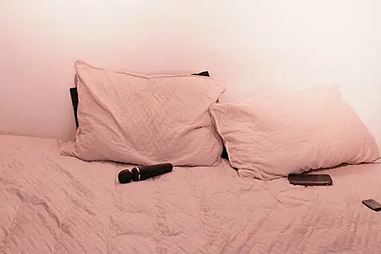 Nicky and Blake online show from 21, 2, 2025