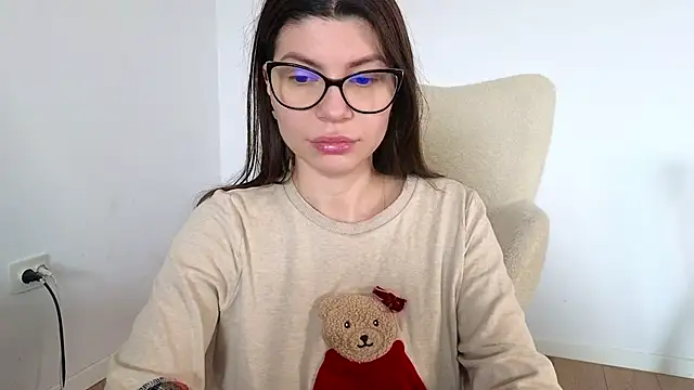 Snapshot of Jullyenn3 chatting on 16, 2, 2025 Jullyenn3 online show from 16, 2, 2025