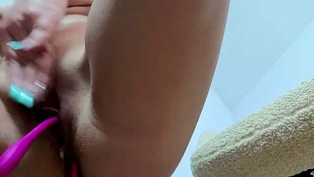 Snapshot of Jullyenn3 chatting on 8, 11, 2025 Jullyenn3 online show from 8, 11, 2025