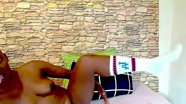 Snapshot of EbonyOlive69 chatting on 29, 4, 2026 EbonyOlive69 online show from 29, 4, 2026