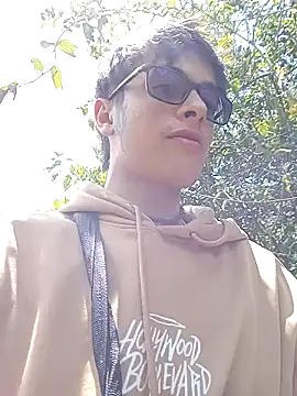 Snapshot of Cuervo_maniaco chatting on 2, 10, 2025 Cuervo maniaco online show from 2, 10, 2025