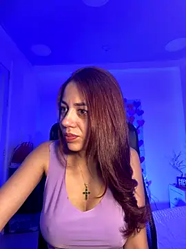 Snapshot of AnnbellaRosse chatting on 13, 9, 2025 AnnbellaRosse online show from 13, 9, 2025