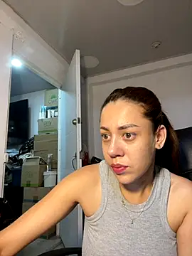 Snapshot of AnnbellaRosse chatting on 27, 9, 2025 AnnbellaRosse online show from 27, 9, 2025