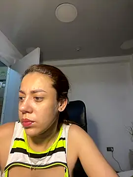 Snapshot of AnnbellaRosse chatting on 29, 9, 2025 AnnbellaRosse online show from 29, 9, 2025