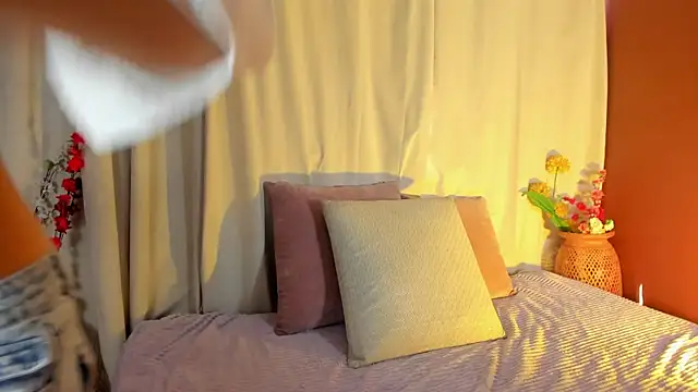 Snapshot of wini_fer chatting on 13, 11, 2025 wini fer online show from 13, 11, 2025