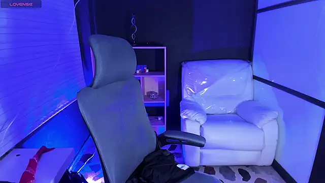 Snapshot of TifanyWhite_ chatting on 21, 2, 2025 TifanyWhite online show from 21, 2, 2025