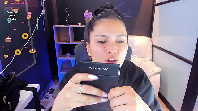 Snapshot of TifanyWhite_ chatting on 20, 3, 2025 TifanyWhite online show from 20, 3, 2025