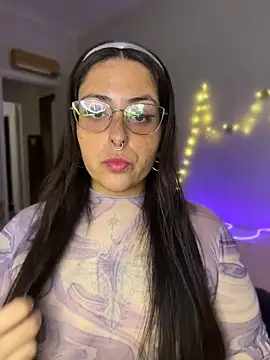 Snapshot of Mizztikaa chatting on 20, 4, 2026 Mizztikaa online show from 20, 4, 2026