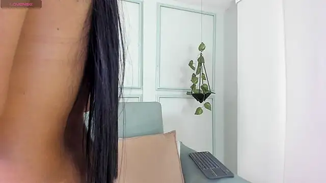 Snapshot of morganlake_ chatting on 27, 2, 2025 morganlake online show from 27, 2, 2025
