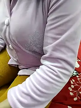 Snapshot of Diya_Chopra chatting on 19, 12, 2024 Diya Chopra online show from 19, 12, 2024