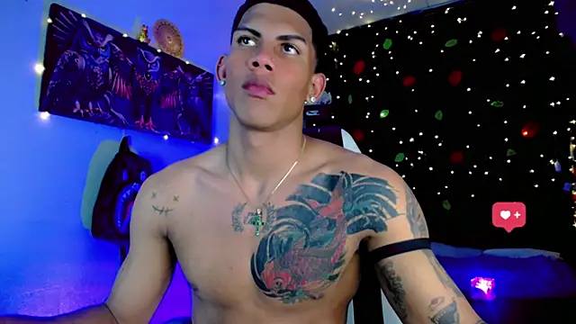 Snapshot of Damian_latinxxx chatting on 31, 12, 2024 Damian latinxxx online show from 31, 12, 2024