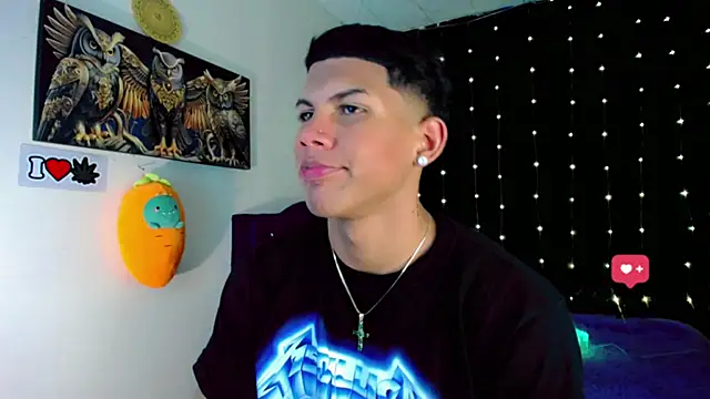 Snapshot of Damian_latinxxx chatting on 9, 1, 2025 Damian latinxxx online show from 9, 1, 2025