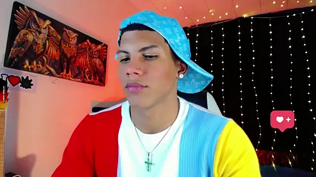 Snapshot of Damian_latinxxx chatting on 11, 1, 2025 Damian latinxxx online show from 11, 1, 2025