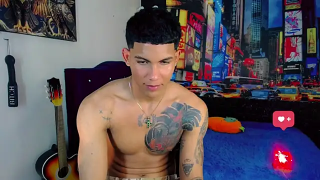 Snapshot of Damian_latinxxx chatting on 12, 1, 2025 Damian latinxxx online show from 12, 1, 2025