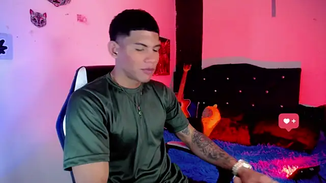 Snapshot of Damian_latinxxx chatting on 16, 1, 2025 Damian latinxxx online show from 16, 1, 2025