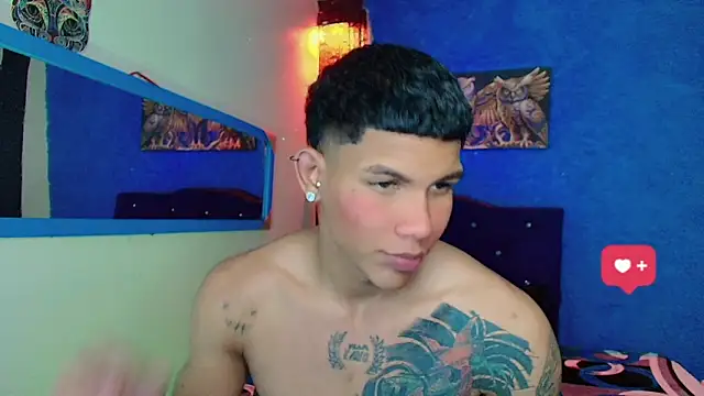 Snapshot of Damian_latinxxx chatting on 26, 1, 2025 Damian latinxxx online show from 26, 1, 2025