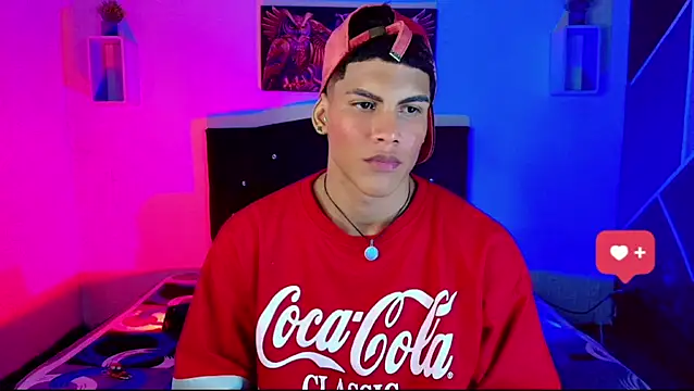 Snapshot of Damian_latinxxx chatting on 7, 3, 2025 Damian latinxxx online show from 7, 3, 2025