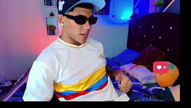 Snapshot of Damian_latinxxx chatting on 21, 3, 2025 Damian latinxxx online show from 21, 3, 2025