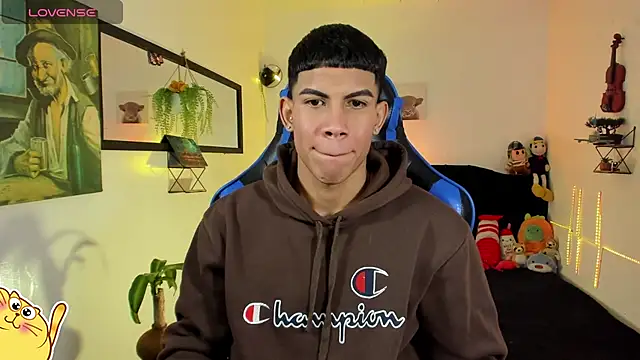 Damian latinxxx online show from 20, 3, 2026