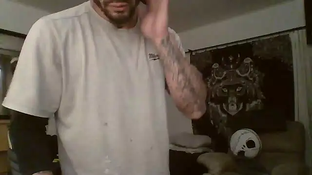 Snapshot of JohnnyDeep187 chatting on 10, 1, 2025 JohnnyDeep187 online show from 10, 1, 2025