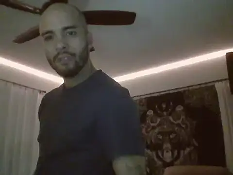 Snapshot of JohnnyDeep187 chatting on 10, 1, 2025 JohnnyDeep187 online show from 10, 1, 2025