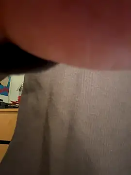 Snapshot of JohnnyDeep187 chatting on 18, 11, 2025 JohnnyDeep187 online show from 18, 11, 2025