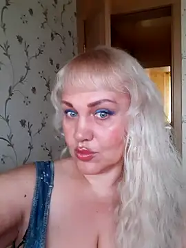 IsabellaBoni online show from 13, 11, 2025