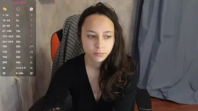 Snapshot of Agatha_Sade chatting on 16, 9, 2025 Agatha Sade online show from 16, 9, 2025