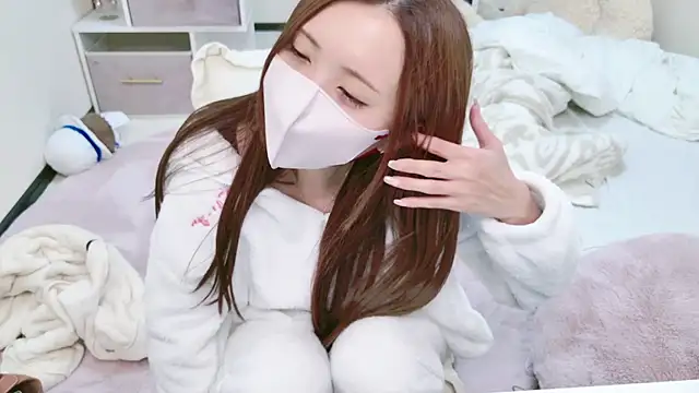 Snapshot of -SHINON- chatting on 13, 12, 2024 -SHINON- online show from 13, 12, 2024