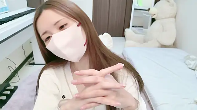 Snapshot of -SHINON- chatting on 11, 1, 2025 -SHINON- online show from 11, 1, 2025