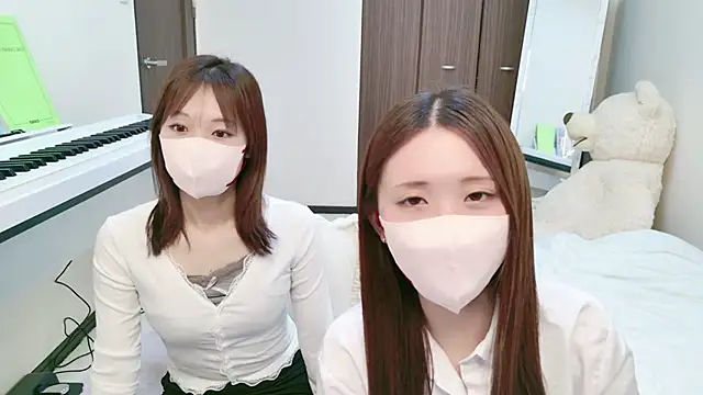 Snapshot of -SHINON- chatting on 11, 2, 2025 -SHINON- online show from 11, 2, 2025