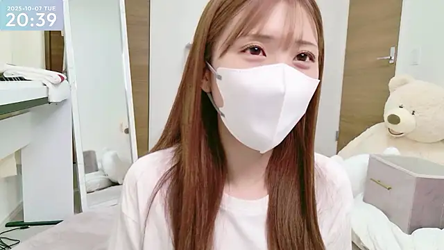 Snapshot of -SHINON- chatting on 7, 10, 2025 -SHINON- online show from 7, 10, 2025