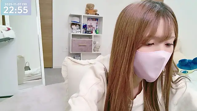 Snapshot of -SHINON- chatting on 7, 11, 2025 -SHINON- online show from 7, 11, 2025