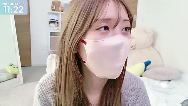 Snapshot of -SHINON- chatting on 23, 11, 2025 -SHINON- online show from 23, 11, 2025