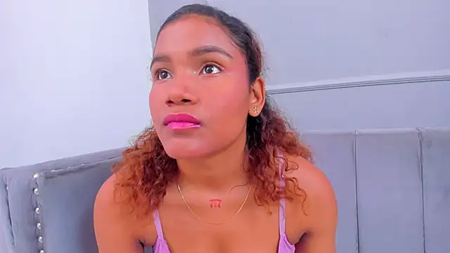 Snapshot of Isabellsmmith chatting on 11, 1, 2025 Isabellsmmith online show from 11, 1, 2025
