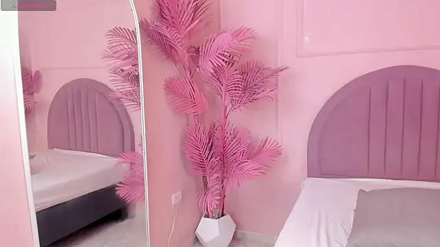 Snapshot of Isabellsmmith chatting on 30, 9, 2025 Isabellsmmith online show from 30, 9, 2025
