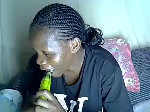 Snapshot of Sweet_serah chatting on 14, 3, 2025 Sweet serah online show from 14, 3, 2025