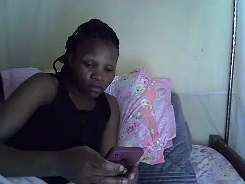 Snapshot of Sweet_serah chatting on 9, 9, 2025 Sweet serah online show from 9, 9, 2025