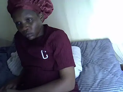 Snapshot of Sweet_serah chatting on 11, 9, 2025 Sweet serah online show from 11, 9, 2025
