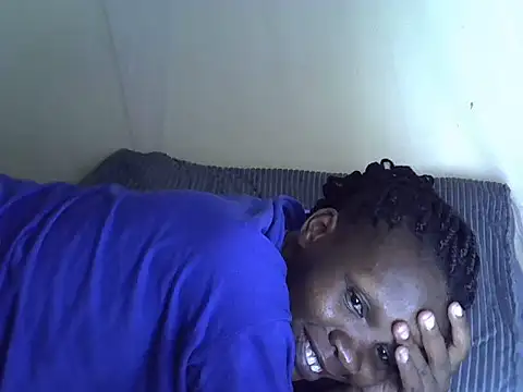 Snapshot of Sweet_serah chatting on 4, 10, 2025 Sweet serah online show from 4, 10, 2025