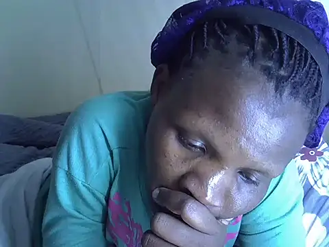 Snapshot of Sweet_serah chatting on 24, 10, 2025 Sweet serah online show from 24, 10, 2025