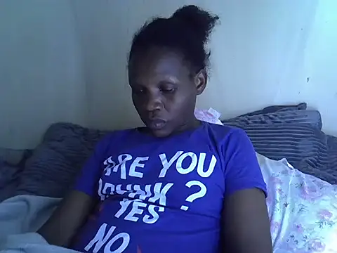 Snapshot of Sweet_serah chatting on 21, 11, 2025 Sweet serah online show from 21, 11, 2025