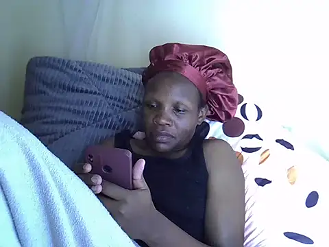 Snapshot of Sweet_serah chatting on 1, 12, 2025 Sweet serah online show from 1, 12, 2025