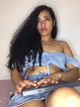 Snapshot of jaderossxx chatting on 25, 1, 2025 jaderossxx online show from 25, 1, 2025